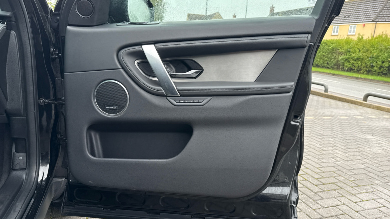 Land Rover Discovery Sport 2.0 D200 Dynamic HSE 5dr Auto [7 Seat] Diesel Station Wagon